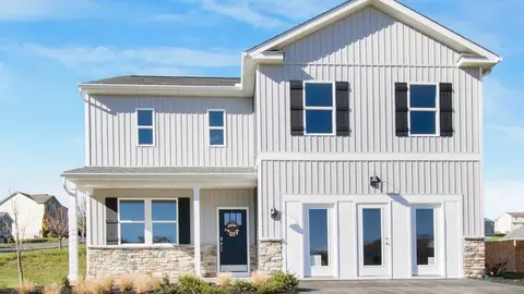 601 Links Dr, Maidsville, WV 26541