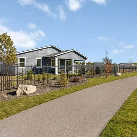 Exterior - 841 Exploration Dr, Kuna, ID 83634 photo 5 of 8