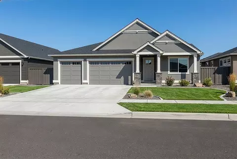 11902 Norfolk Dr, Pasco, WA 99301