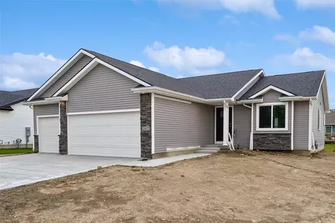 2407 Chestnut St, Granger, IA 50109