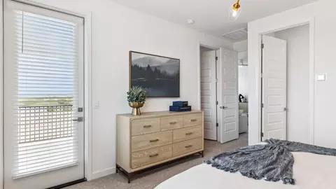 Bedroom - 9727 S 12th St, Phoenix, AZ 85042 photo 3 of 12