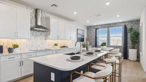 Kitchen - 9727 S 12th St, Phoenix, AZ 85042 photo 2 of 6