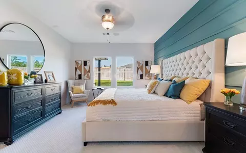 Bedroom - 10610 Flight Deck Ct, Conroe, TX 77303 photo 8 of 11