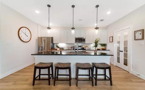 Kitchen - 10610 Flight Deck Ct, Conroe, TX 77303 photo 1 of 8