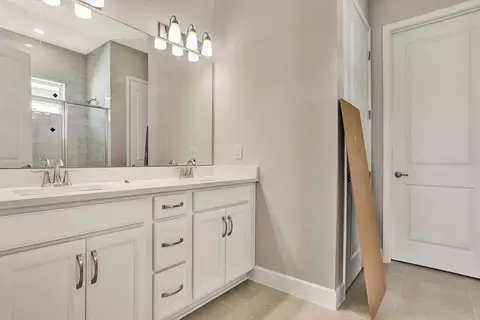 Bath - 282 Knotted Birch Ave, Saint Augustine, FL 32092 photo 2 of 5