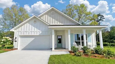 7687 Anglebrook Rd N, Mobile, AL 36695