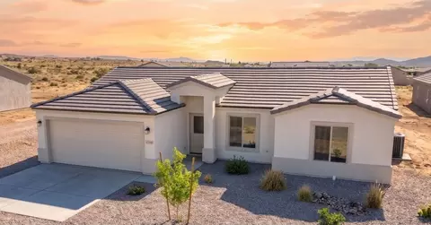 7465 Concho Dr, Kingman, AZ 86401