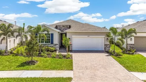 18220 Water Crossing Dr, North Fort Myers, FL 33917