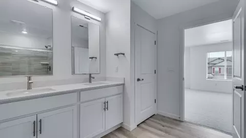 Bath - 789 Bellow Rd, Windsor, CO 80550 photo 2 of 4