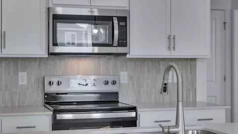 Kitchen - 789 Bellow Rd, Windsor, CO 80550 photo 2 of 4