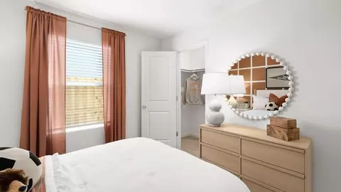 Bedroom - 1897 E Linden Ave, Reedley, CA 93654 photo 3 of 9
