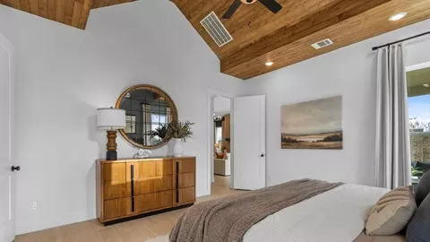 Bedroom - 433 Canvasback Way, Waller, TX 77484 photo 3 of 10
