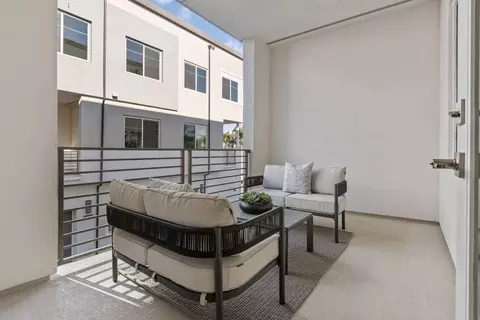 7244 Ellington Dr, Huntington Beach, CA 92647