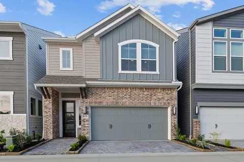 411 Kinley Oaks Dr, Houston, TX 77079