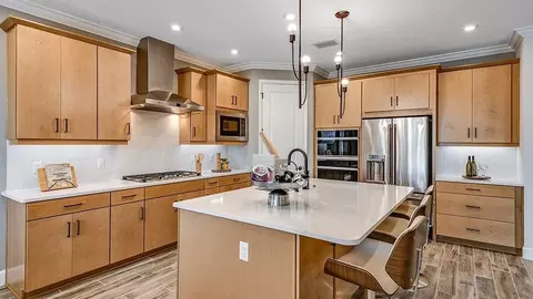 Kitchen - 19337 Lochside Ln, Mount Dora, FL 32757 photo 1 of 10