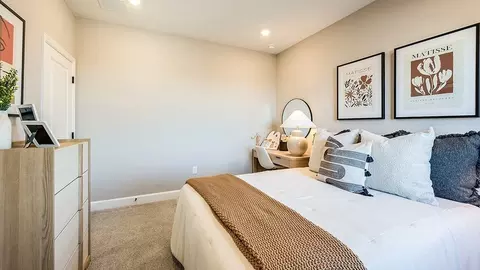 Bedroom - 19337 Lochside Ln, Mount Dora, FL 32757 photo 16 of 18