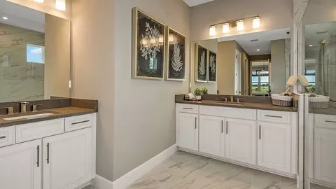 Bath - 19337 Lochside Ln, Mount Dora, FL 32757 photo 1 of 14