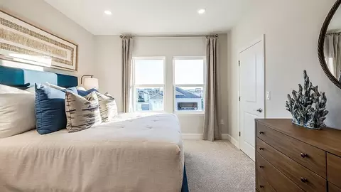 Bedroom - 19337 Lochside Ln, Mount Dora, FL 32757 photo 11 of 18