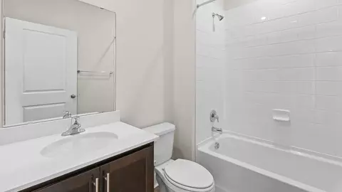 Bath - 807 Spikeresh Way, Joppa, MD 21085 photo 6 of 12