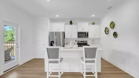 Kitchen - Ferdinand Ave, Fairhope, AL 36532 photo 5 of 5