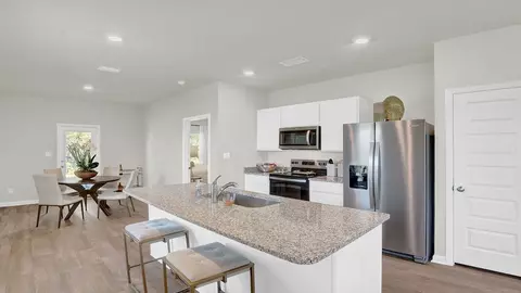 Kitchen - Ferdinand Ave, Fairhope, AL 36532 photo 2 of 5