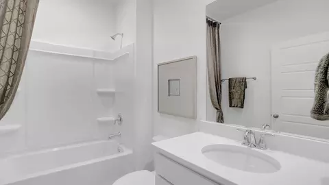 Bath - Ferdinand Ave, Fairhope, AL 36532 photo 6 of 6