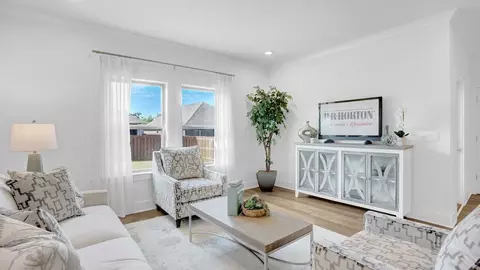 Living - Ferdinand Ave, Fairhope, AL 36532 photo 2 of 2