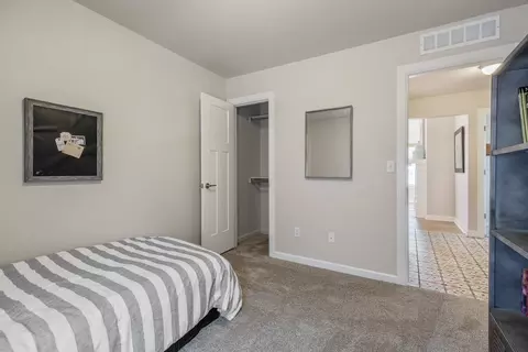 Bedroom - 16140 Tall Grass Dr, Moore, OK 73170 photo 7 of 7