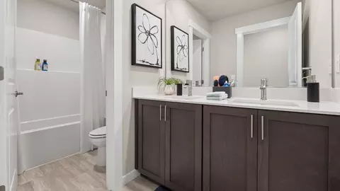 Bath - 9810 36th St E, Edgewood, WA 98371 photo 2 of 5