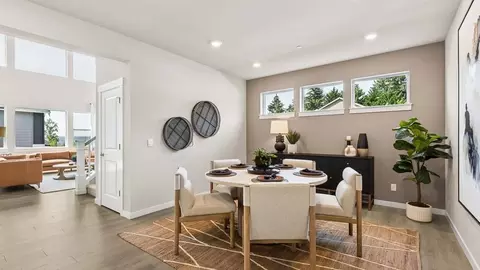 Dining - 9810 36th St E, Edgewood, WA 98371 photo 2 of 4