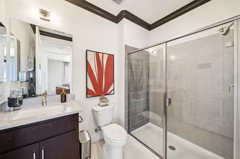Bath - 697 W Cliff St, Oakley, CA 94561 photo 1 of 6
