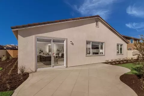 Exterior - 8715 Lompoc Ave, Hesperia, CA 92344 photo 2 of 6
