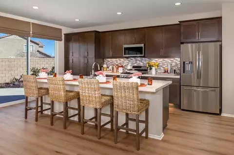 Kitchen - 8715 Lompoc Ave, Hesperia, CA 92344 photo 2 of 4