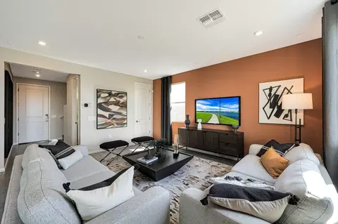 Living - 2701 E Music Mountain Ave, Apache Junction, AZ 85119 photo 1 of 4