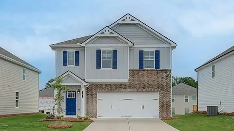 Exterior - 88 Hydrangea Cir, Fairburn, GA 30213 photo 4 of 7
