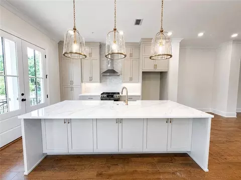 200 Midnight Oak Run 4, Alpharetta, GA 30009