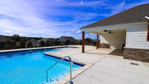 Exterior - 209 Koslin Loop, Calera, AL 35040 photo 4 of 6