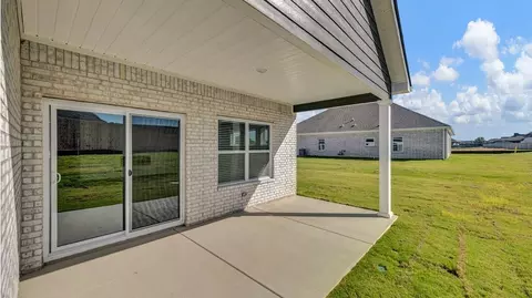Exterior - 48 Kings Gate Cv, Jackson, TN 38305 photo 2 of 6