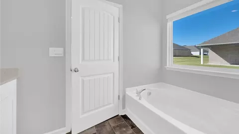 Other - 48 Kings Gate Cv, Jackson, TN 38305 photo 2 of 7