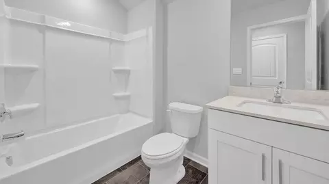 Bath - 48 Kings Gate Cv, Jackson, TN 38305 photo 6 of 8