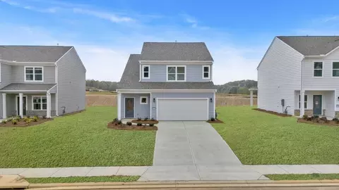 Exterior - 618 Lovers Lane Rd, Calhoun, GA 30701 photo 2 of 18