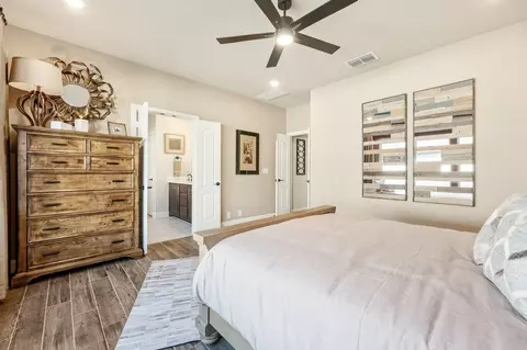 Bedroom - 1154 Bailey Ranch Rd, Aledo, TX 76008 photo 4 of 8