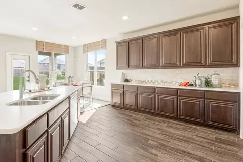 Kitchen - 1154 Bailey Ranch Rd, Aledo, TX 76008 photo 2 of 5