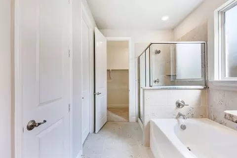 Bath - 2425 Saint George Dr, Celina, TX 75009 photo 2 of 5