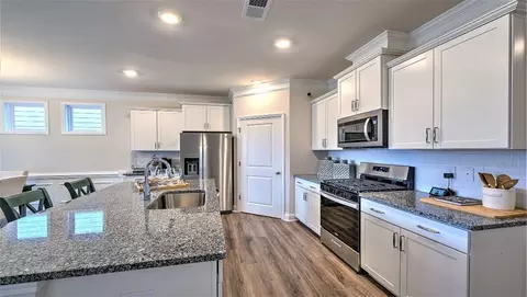 Kitchen - 28 Wheatfield Rd, Fletcher, NC 28732 photo 4 of 8