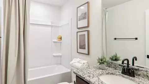 Bath - 28 Wheatfield Rd, Fletcher, NC 28732 photo 8 of 8
