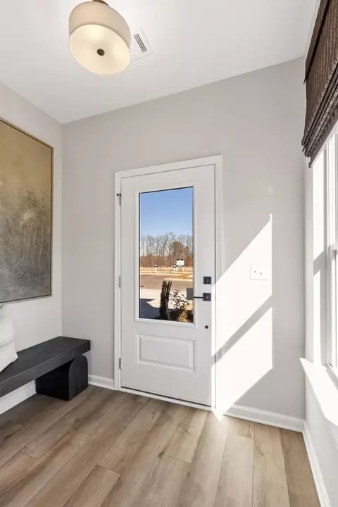 Entry Way - 75 Spruce Holw, Winder, GA 30680 photo 3 of 5