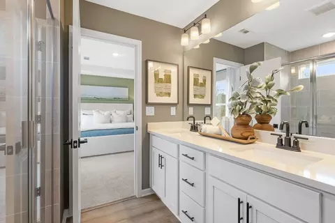 Bath - 75 Spruce Holw, Winder, GA 30680 photo 1 of 1