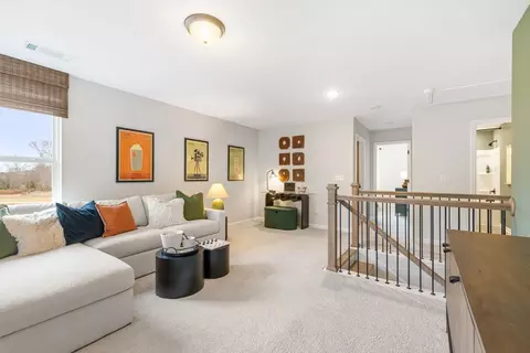 Entry Way - 75 Spruce Holw, Winder, GA 30680 photo 4 of 5
