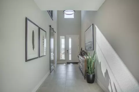 Entry Way - 2441 Cinnabar Dr, Fairfield, CA 94533 photo 1 of 8